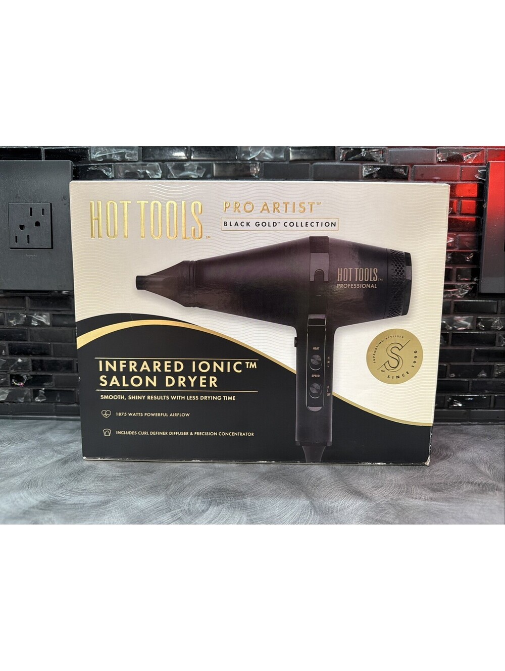 Hot Tools Pro Artist Infrared Ionic Salon Hair Dryer Black Gold Collection